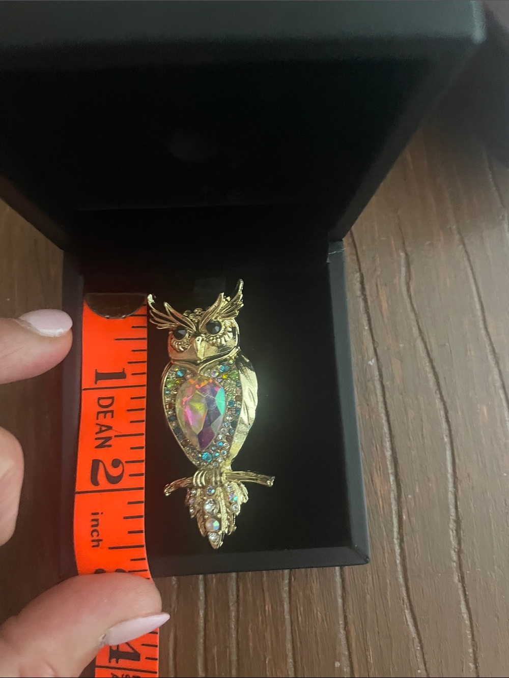 Miss Rabbit brooch Owl - Picture 3 of 3